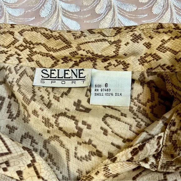 Vintage 100% Silk Snakeskin Print Button-Up Blouse -Size 6/Medium -TP50 - Picture 6 of 8